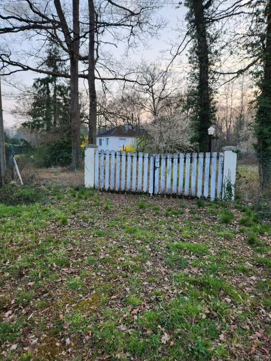 Terrain a batir a vendre La Selle-en-Hermoy 45210 Loiret 45 44000 euros 45049-98 001