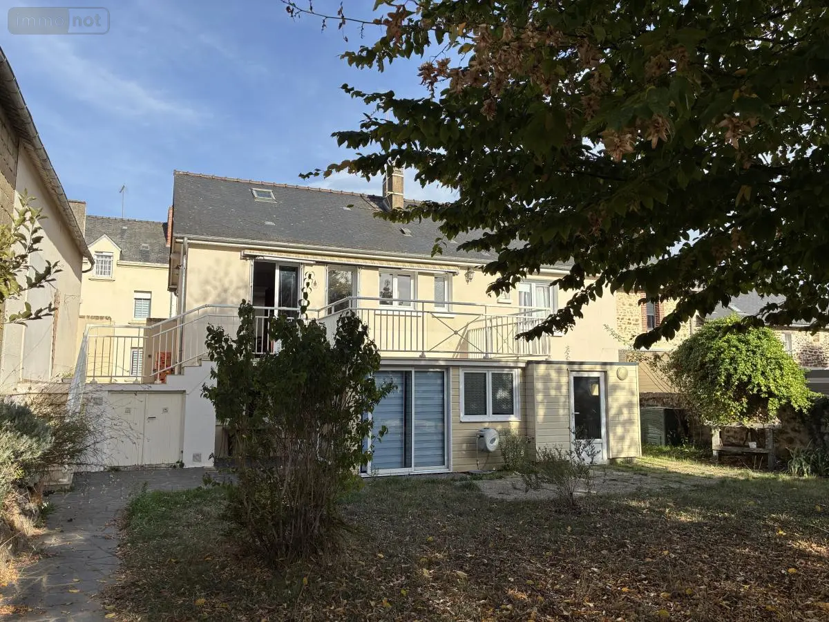 Maison a vendre Montsûrs 53150 Mayenne 53 135 m2 146000 euros 53004-1367 001