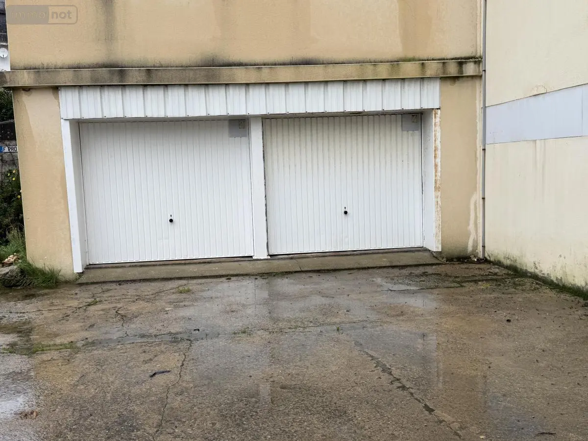 Garage et parking a vendre Vannes 56000 Morbihan 56 15 m2 58110 euros 56002-1468 001