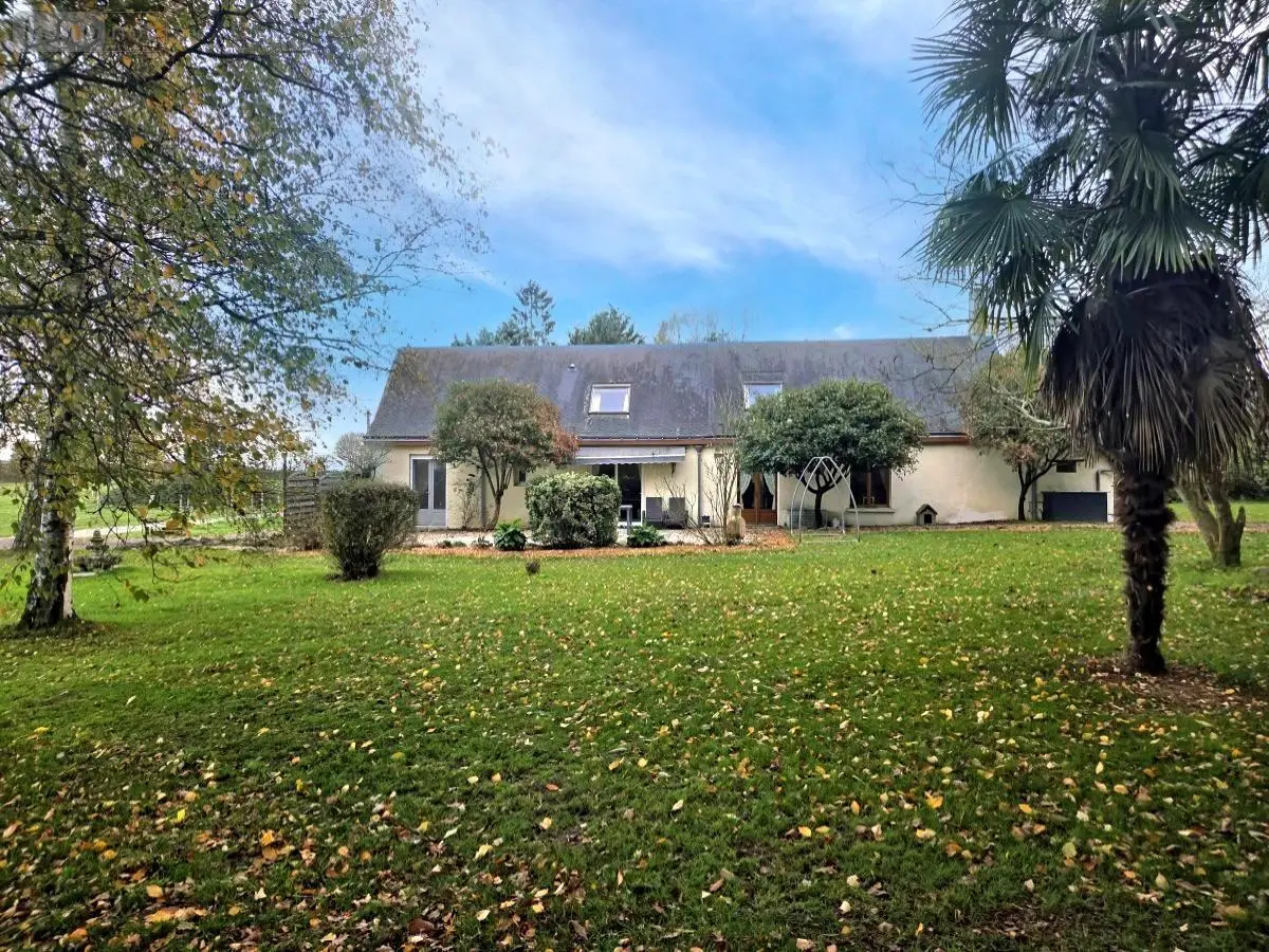 Maison a vendre Gennes-Longuefuye 53200 Mayenne 53 235 m2 9 pièces 518000 euros 53073-1723 001