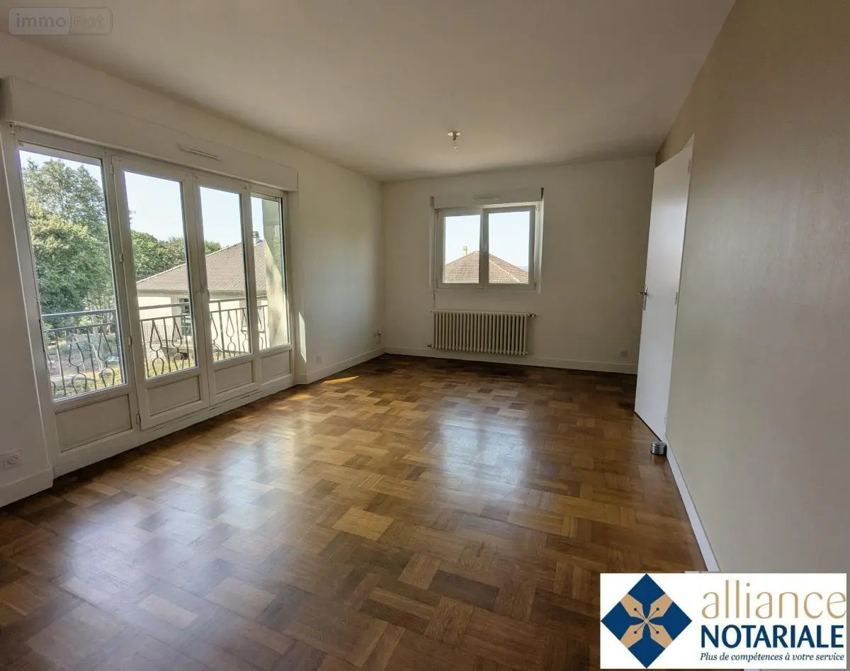 Location maison Vire Normandie 14500 Calvados 14 84 m2 4 pièces 945 euros 14076-L1060 001