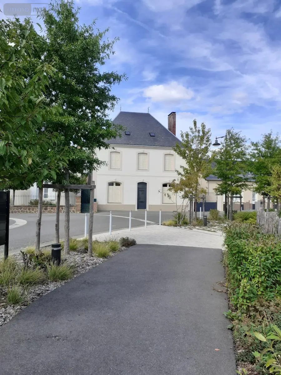 Location maison Neuville-sur-Sarthe 72190 Sarthe 72 161 m2 1500 euros 72009-L127 001