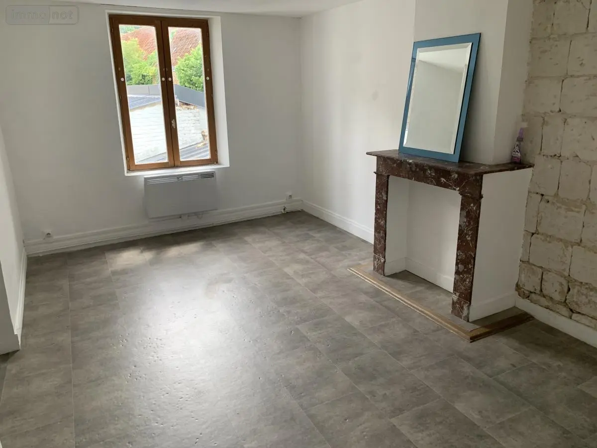 Location appartement Aubigny-en-Artois 62690 Pas-de-Calais 62 84 m2 580 euros 62135-L1169 001