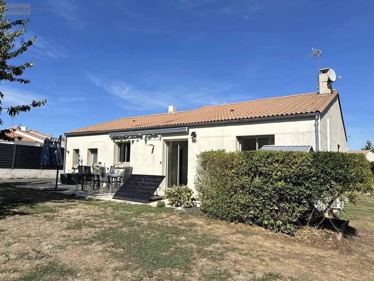 Maison a vendre Saint-Georges-de-Montaigu 85600 Vendée 85 87 m2 4 pièces 181750 euros 85020-1553 001