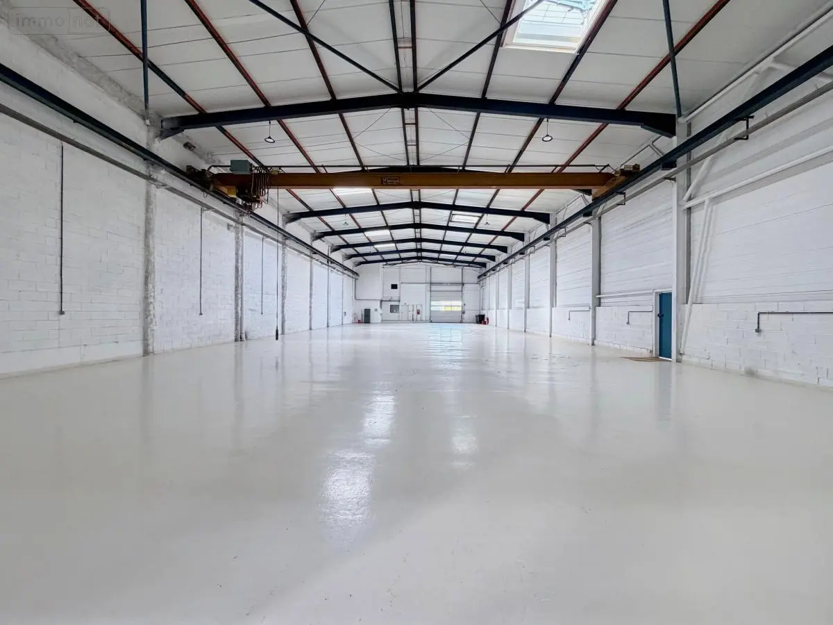 Location fonds et murs commerciaux Bezannes 51430 Marne 51 817 m2 6000 euros 51067-L72 001
