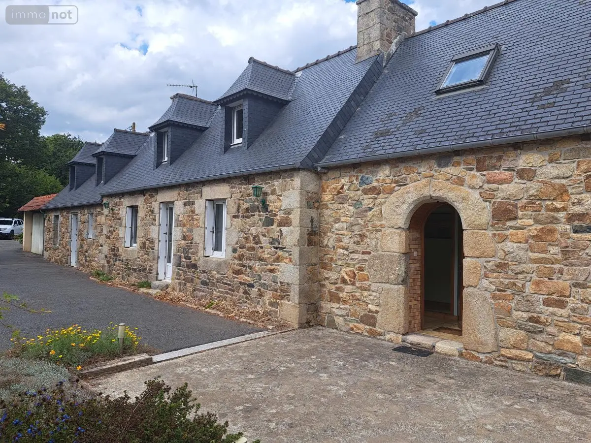 Maison a vendre Lannion 22300 Côtes-d'Armor 22 142 m2 8 pièces 250800 euros 22102-2403 001