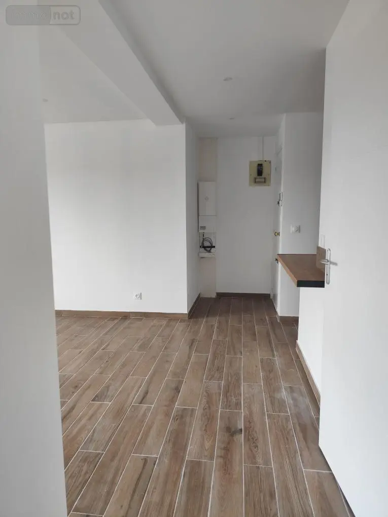 Location appartement Amilly 45200 Loiret 45 59 m2 3 pièces 815 euros 45052-L299 001