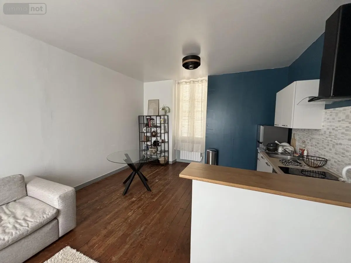 Immeuble de rapport a vendre Saint-Clément-de-la-Place 49370 Maine-et-Loire 49 99 m2 163800 euros 49019-3466 001