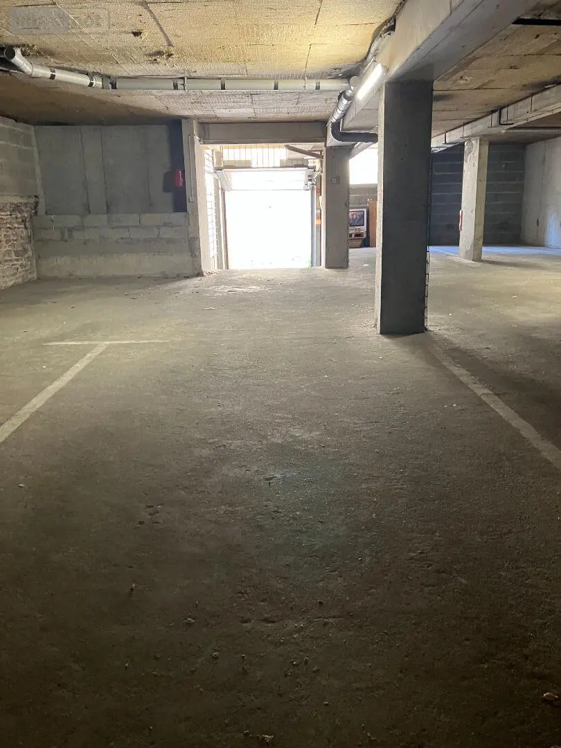 Location garage et parking Rennes 35000 Ille-et-Vilaine 35 1 pièce 70 euros 1328 001