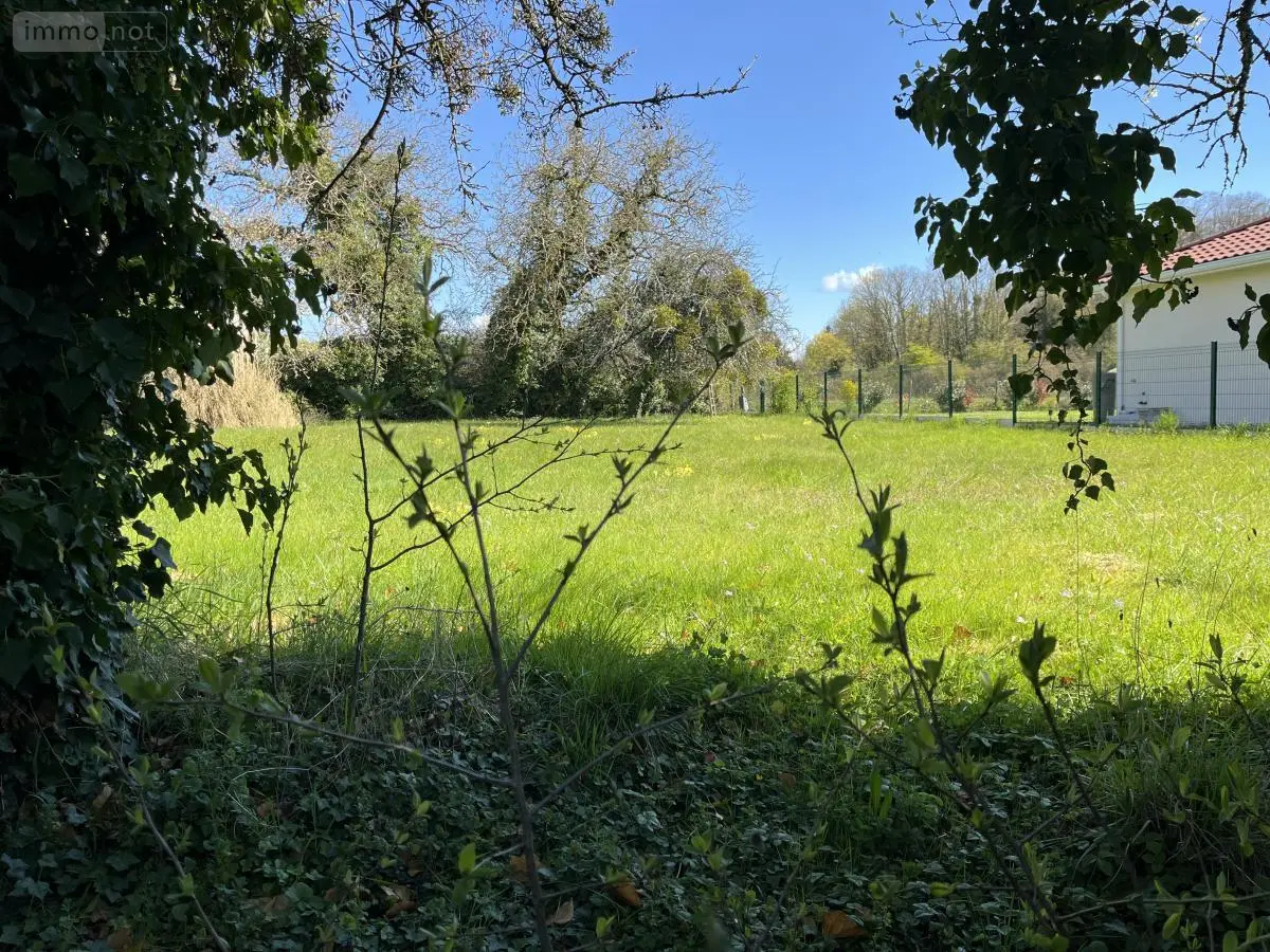 Terrain a batir a vendre Châtillon-la-Palud 01320 Ain 01 115000 euros 01067-966 001