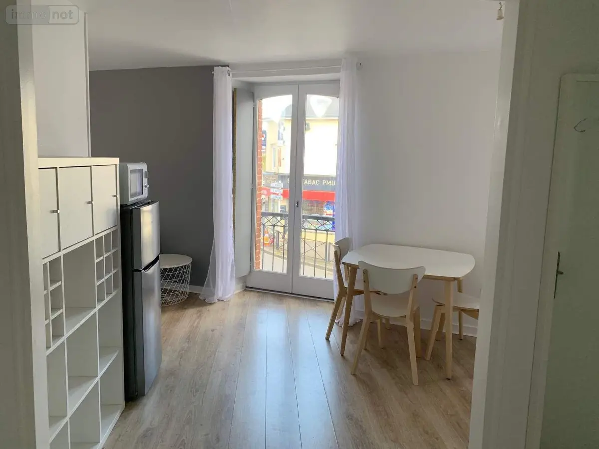 Location appartement Betton 35830 Ille-et-Vilaine 35 38 m2 2 pièces 635 euros 012-2405 001