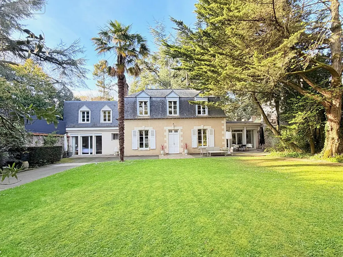 Maison a vendre Rennes 35000 Ille-et-Vilaine 35 230 m2 7 pièces 1560000 euros 001-502 001
