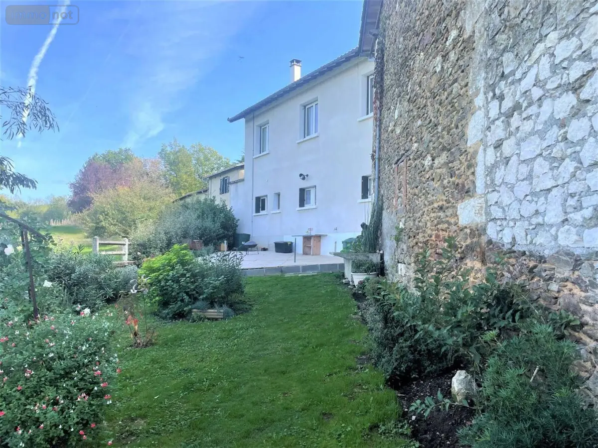 Maison a vendre Montredon 46270 Lot 46 220 m2 8 pièces 178100 euros VM537 001