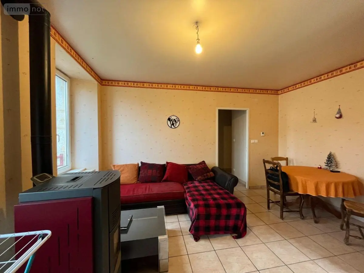 Immeuble de rapport a vendre Saint-Cirgues 46210 Lot 46 120 m2 126600 euros VI065 001
