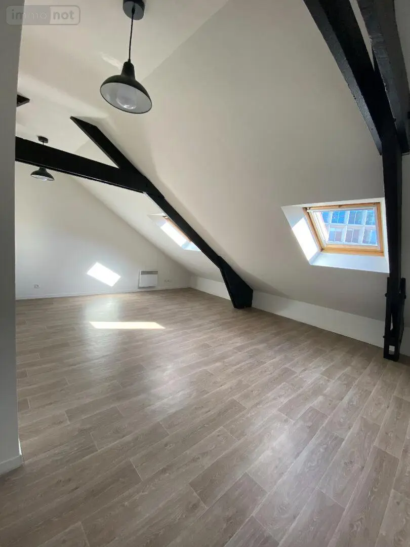 Location appartement Rennes 35000 Ille-et-Vilaine 35 47 m2 3 pièces 880 euros 001-2655 001