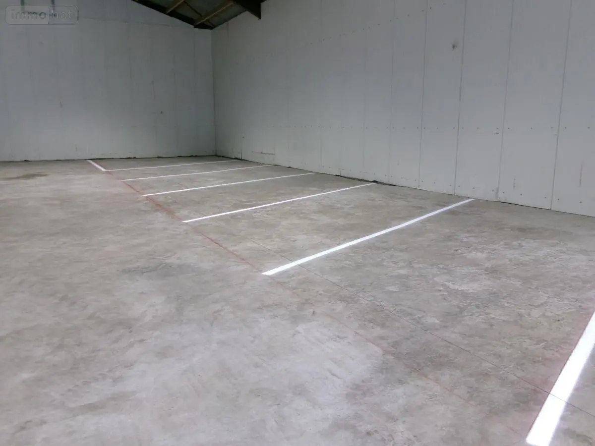 Location garage et parking Cuinchy 62149 Pas-de-Calais 62 18 m2 90 euros 62023-L1418 001