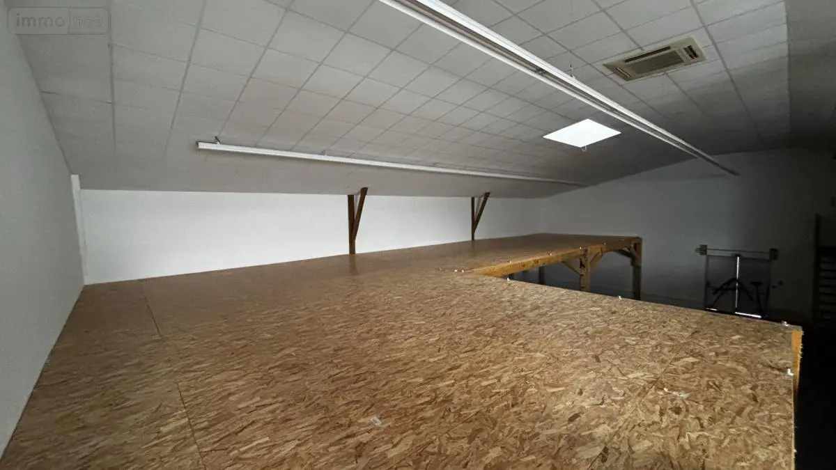 Fonds et murs commerciaux a vendre Angers 49000 Maine-et-Loire 49 475 m2 3 pièces 481500 euros 49020-484 001