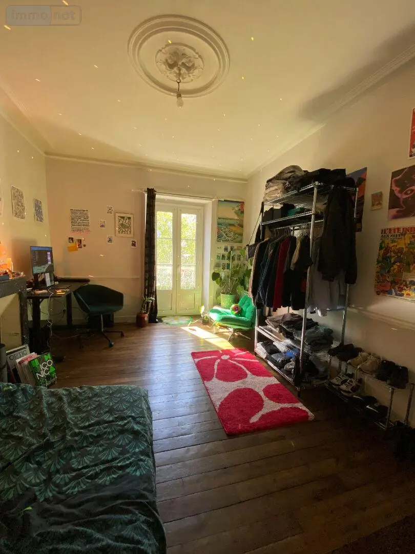 Location appartement Rennes 35000 Ille-et-Vilaine 35 34 m2 1 pièce 605 euros 001-2599 001