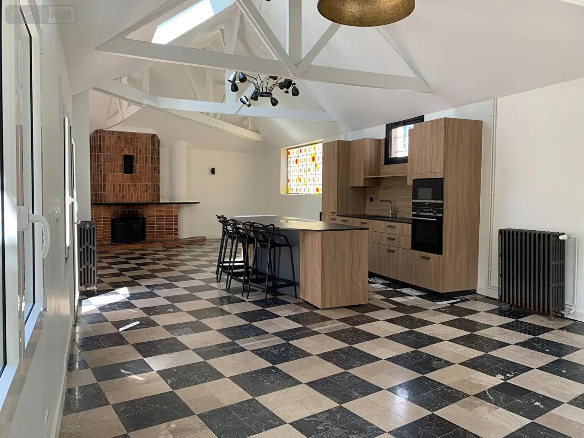 Location maison Rennes 35000 Ille-et-Vilaine 35 139 m2 6 pièces 2602 euros 001-2234 001