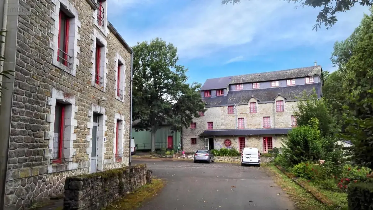 Immeuble de rapport a vendre Hémonstoir 22600 Côtes-d'Armor 22 800 m2 332800 euros 22110-2223 001