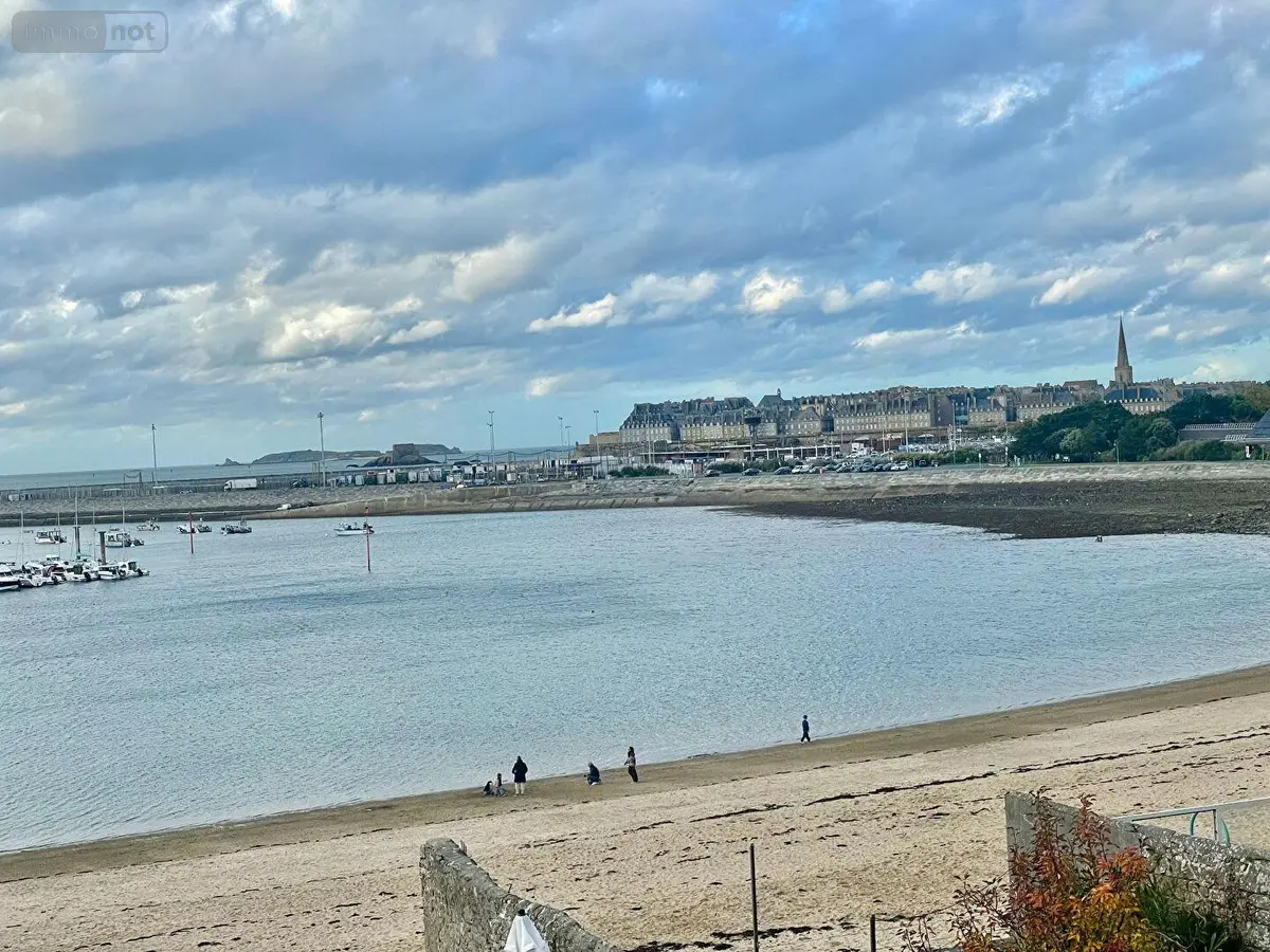 Appartement a vendre Saint-Malo 35400 Ille-et-Vilaine 35 85 m2 3 pièces 652940 euros 233 001