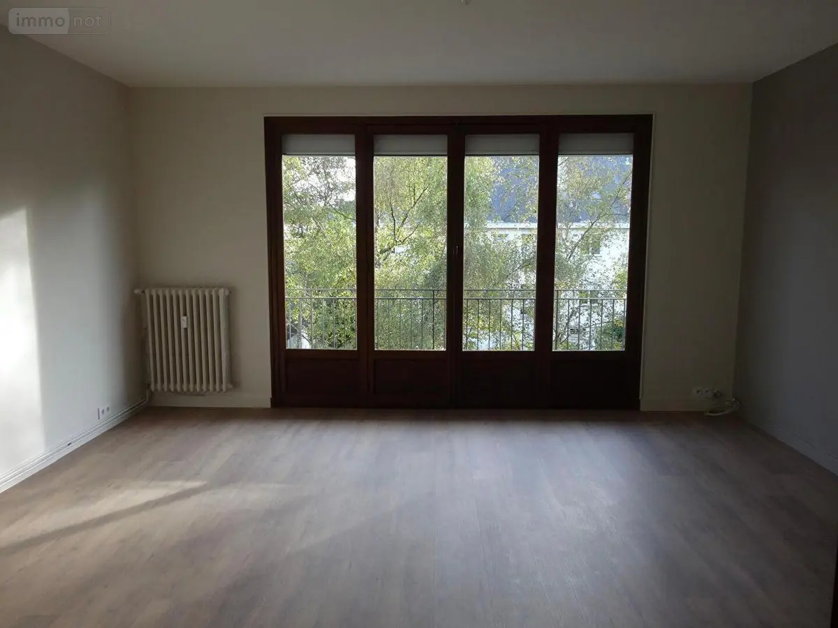 Location appartement Rennes 35000 Ille-et-Vilaine 35 71 m2 3 pièces 1090 euros 001-552 001