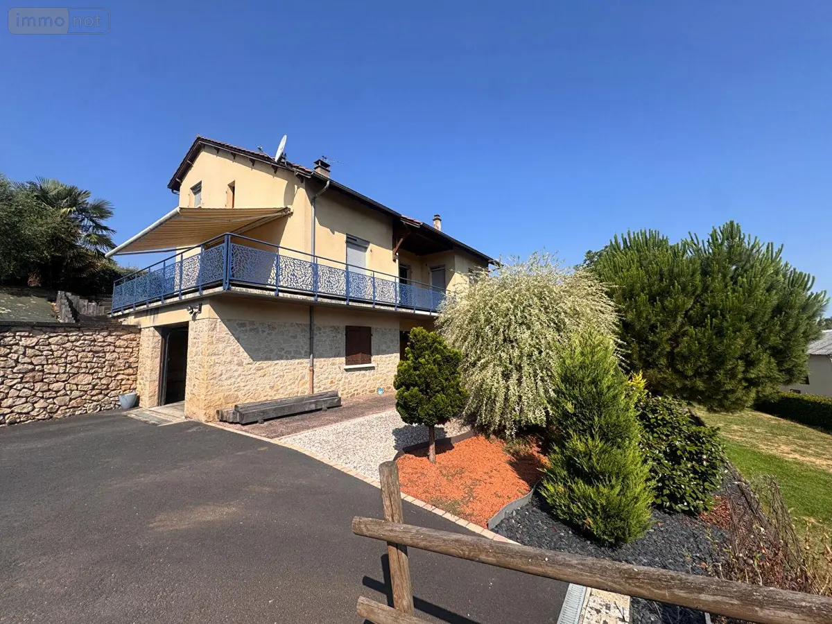 Maison a vendre Bagnac-sur-Célé 46270 Lot 46 131 m2 5 pièces 250000 euros MAIS150 001