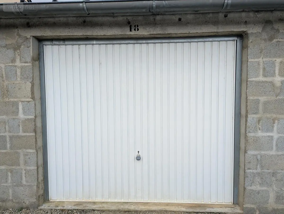 Location garage et parking La Ferté-Bernard 72400 Sarthe 72 13 m2 48 euros 72085-L477 001