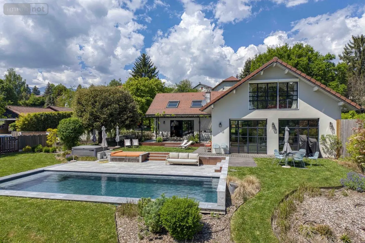 Maison a vendre Sauverny 01220 Ain 01 590 m2 8 pièces 1990000 euros 01047-817 001