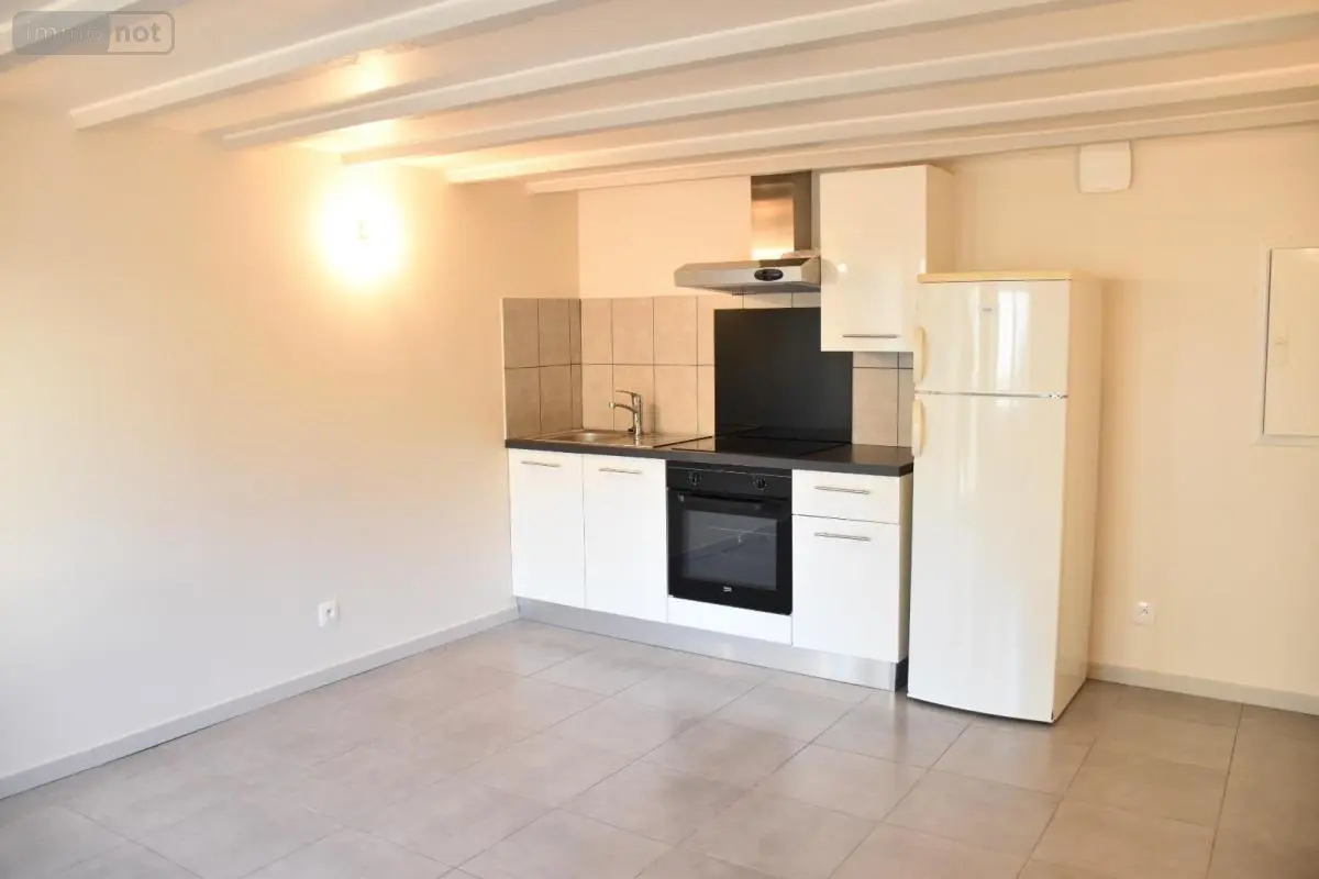 Location appartement Servas 01960 Ain 01 25 m2 1 pièce 390 euros 01065-L392 001