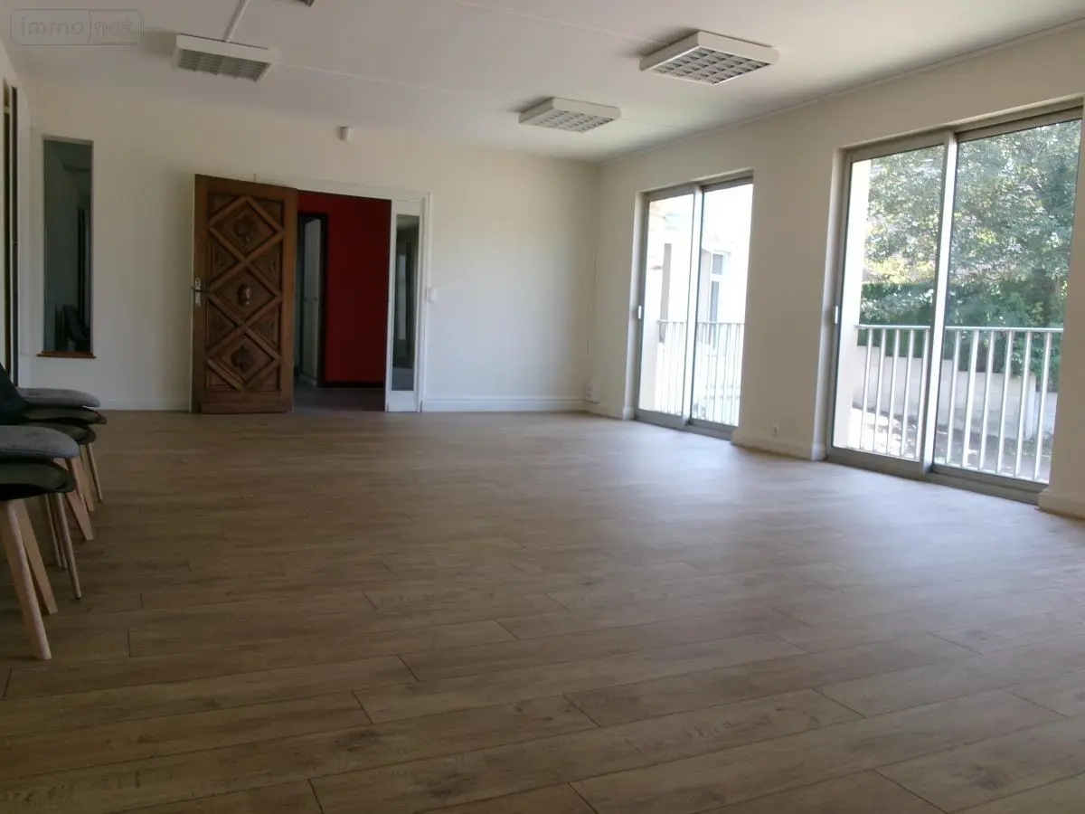 Location fonds et murs commerciaux Bruay-la-Buissière 62700 Pas-de-Calais 62 68 m2 750 euros 62023-L1435 001
