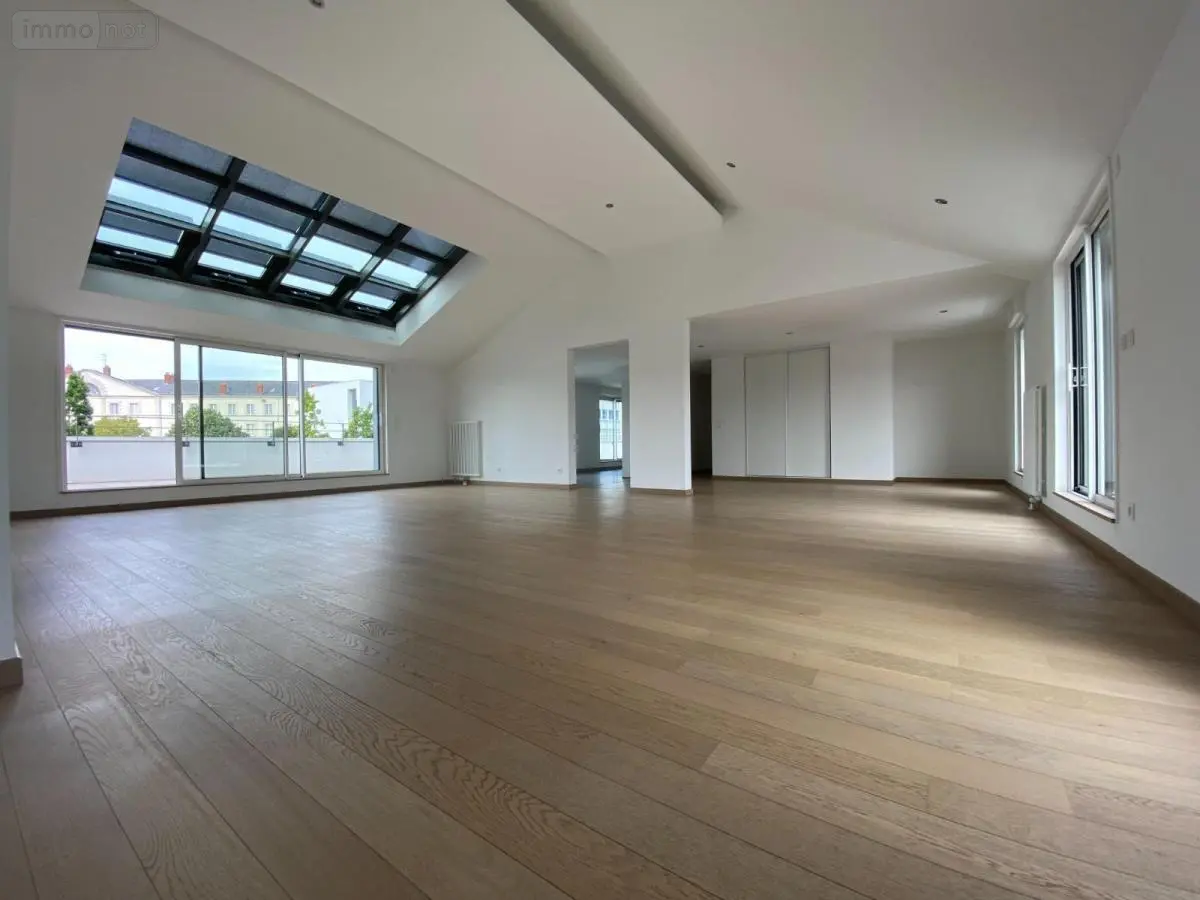 Location appartement Nantes 44000 Loire-Atlantique 44 275 m2 3390 euros 44039-L300 001