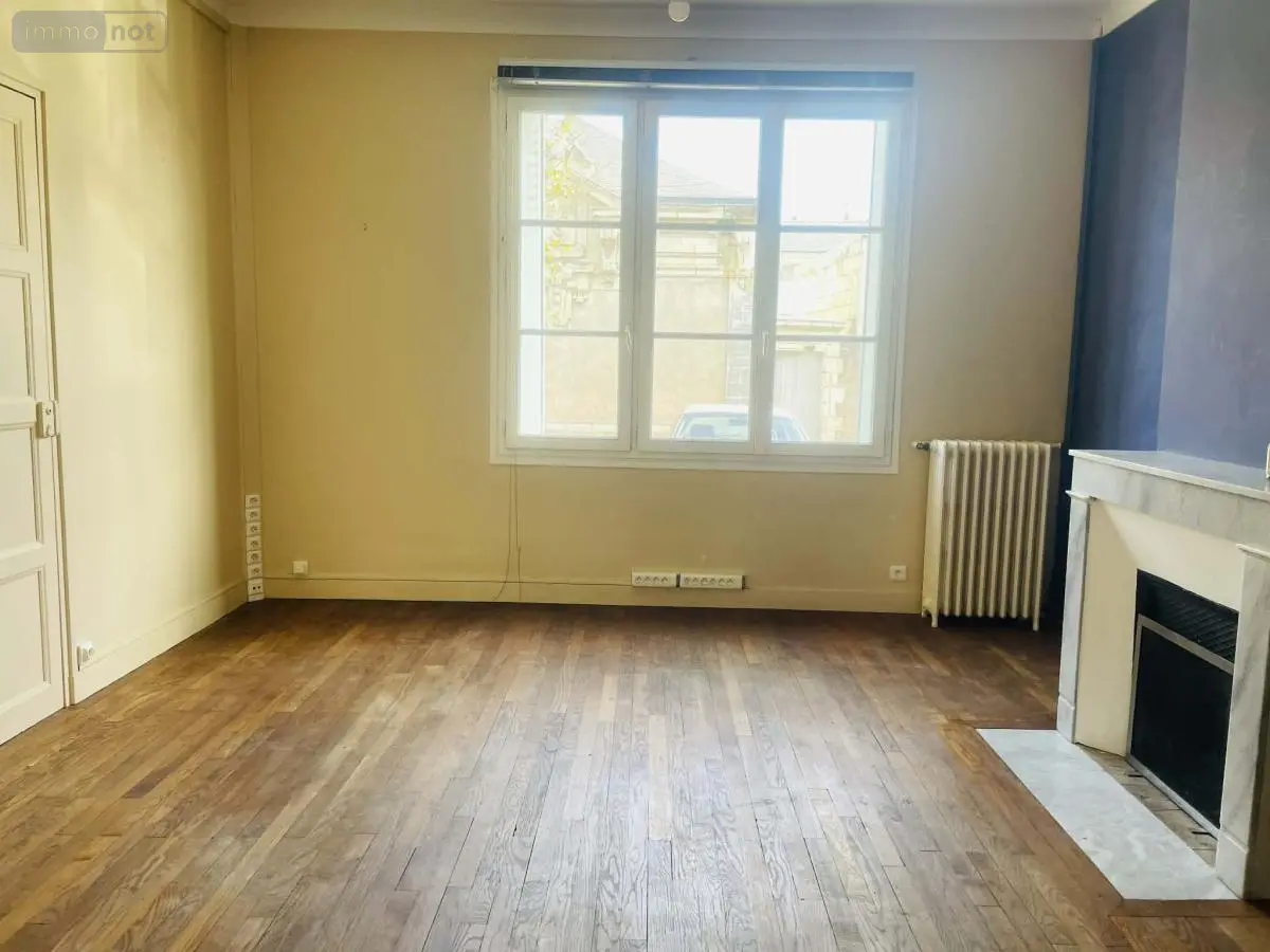 Maison a vendre Saumur 49400 Maine-et-Loire 49 126 m2 7 pièces 229451 euros 49075-815 001
