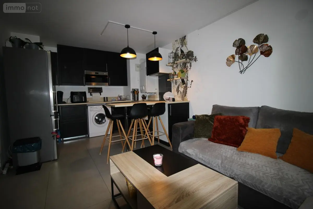 Appartement a vendre Pontault-Combault 77340 Seine-et-Marne 77 60 m2 3 pièces 239900 euros 94029-255 001