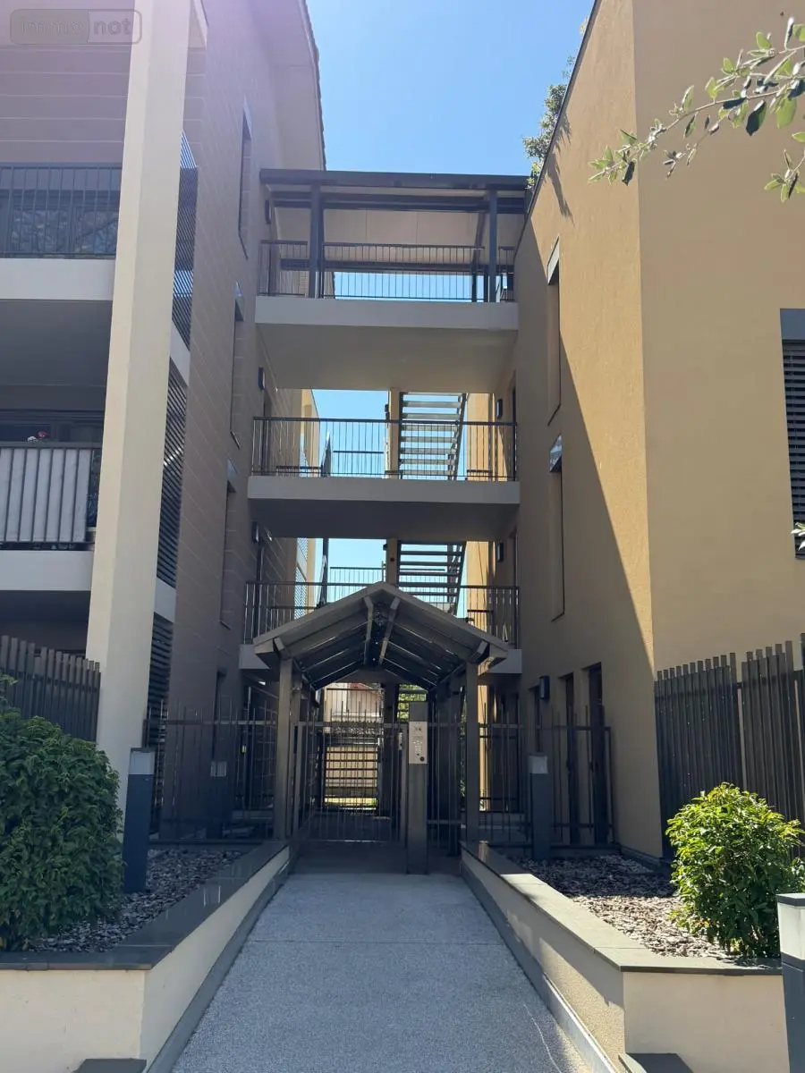Appartement a vendre Miribel 01700 Ain 01 64 m2 3 pièces 295000 euros 01073-117 001