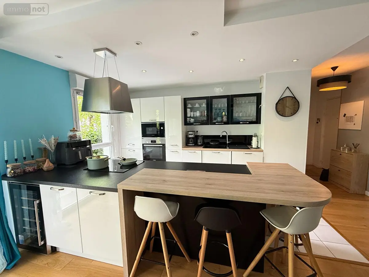 Appartement a vendre Rennes 35000 Ille-et-Vilaine 35 63 m2 3 pièces 276260 euros AD1083 001