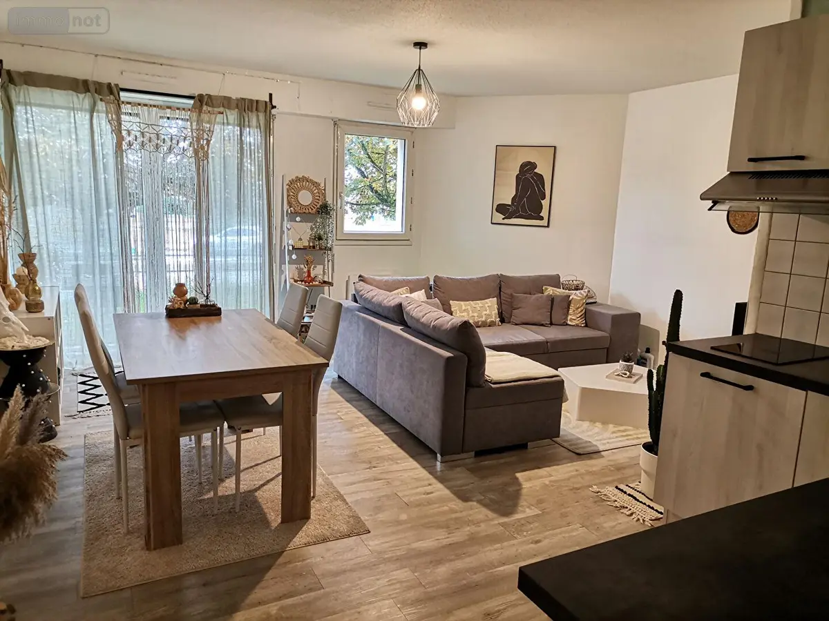 Appartement a vendre Pacé 35740 Ille-et-Vilaine 35 42 m2 2 pièces 142000 euros 048-V1331M 001