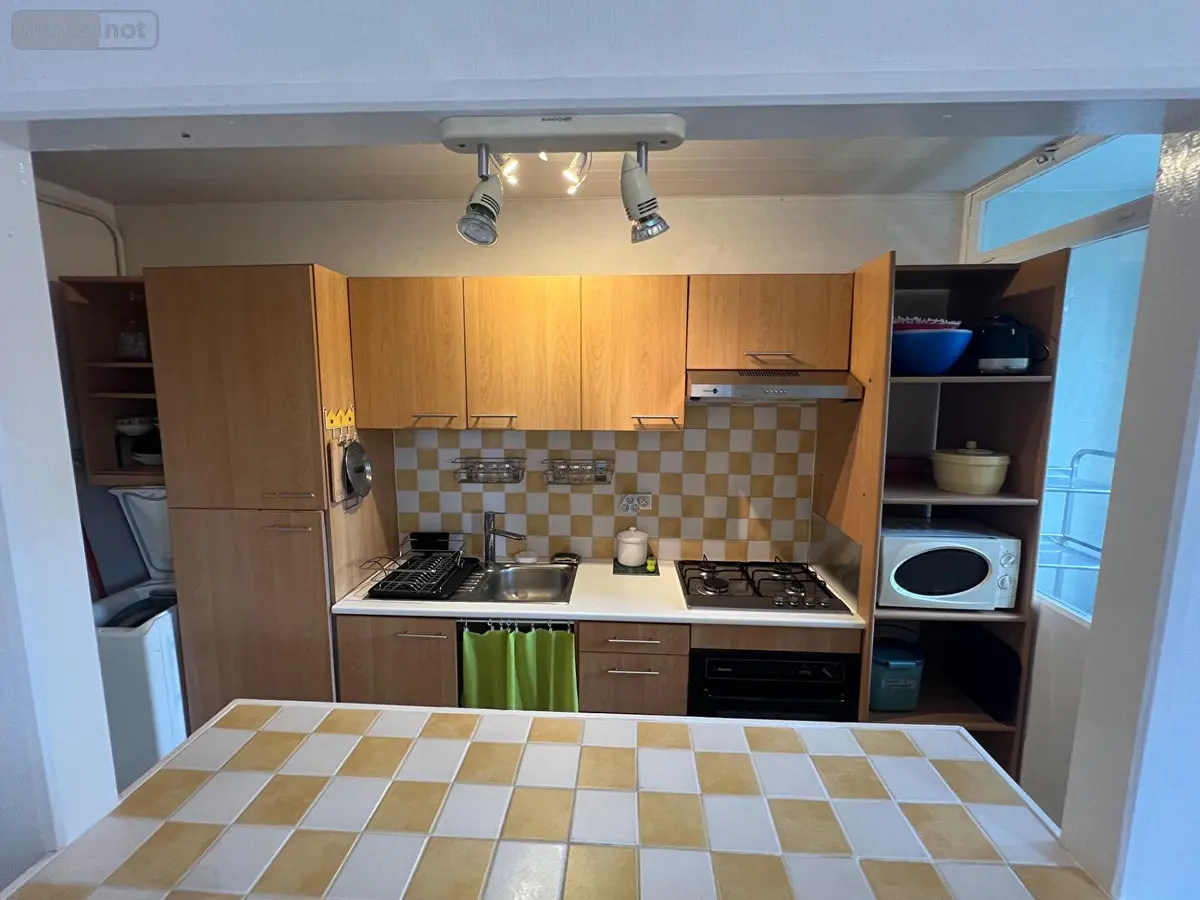 Location appartement Rennes 35000 Ille-et-Vilaine 35 49 m2 3 pièces 890 euros 2142 001