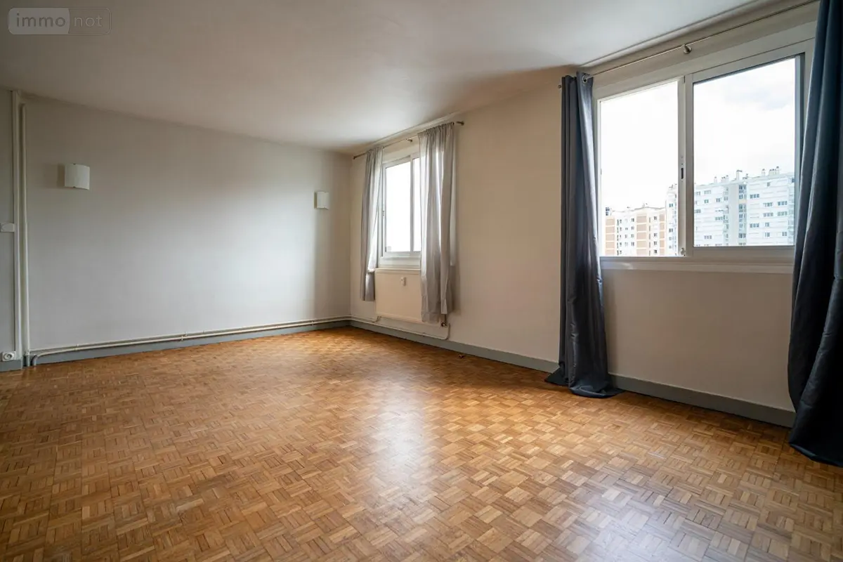 Appartement a vendre Rennes 35000 Ille-et-Vilaine 35 71 m2 4 pièces 261250 euros 2144 001