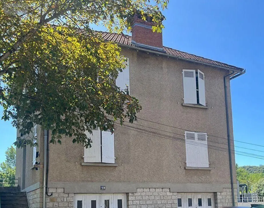 Immeuble de rapport a vendre Figeac 46100 Lot 46 126 m2 6 pièces 234750 euros IMM222 001