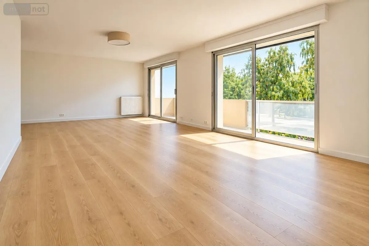 Appartement a vendre Rennes 35000 Ille-et-Vilaine 35 103 m2 5 pièces 295000 euros 2174 001