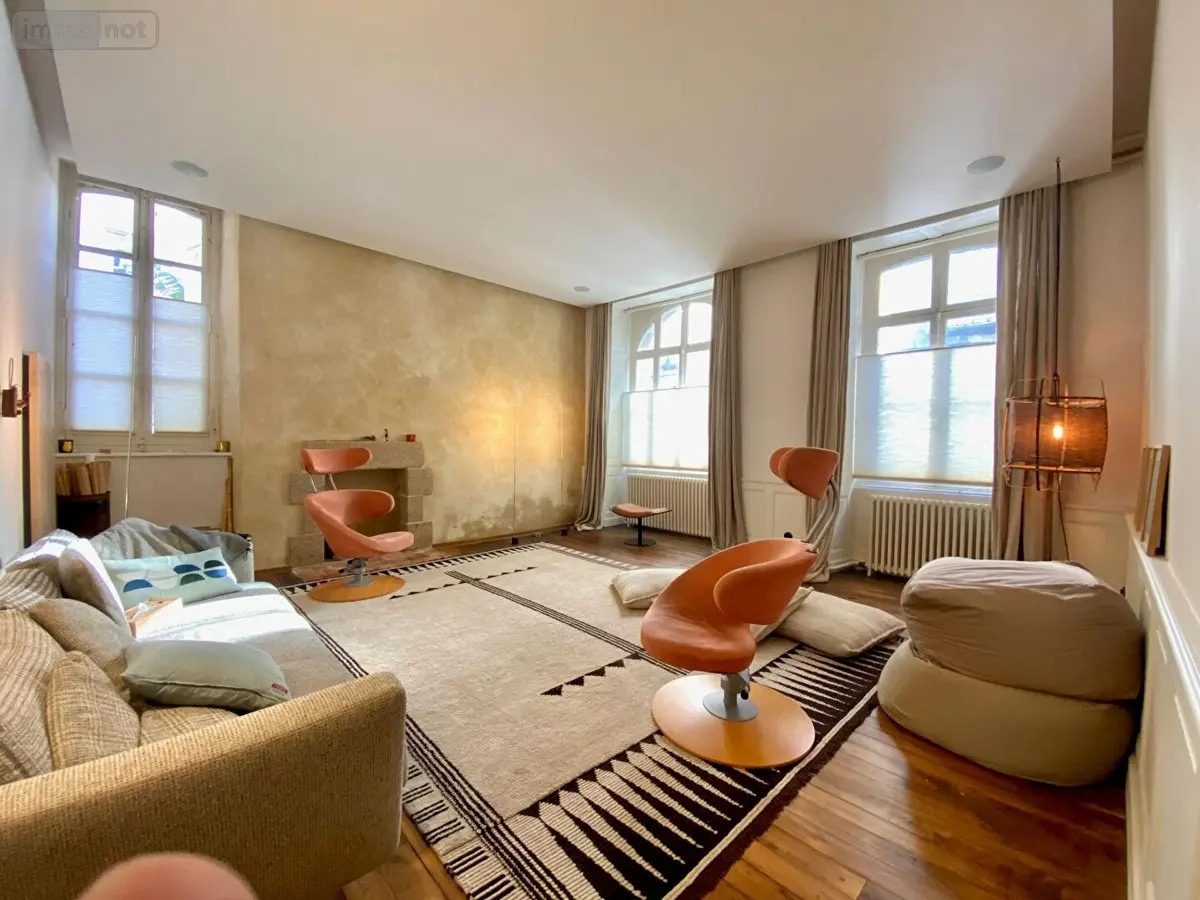 Divers a vendre Rennes 35000 Ille-et-Vilaine 35 61 m2 3 pièces 293440 euros 048-V1371S 001