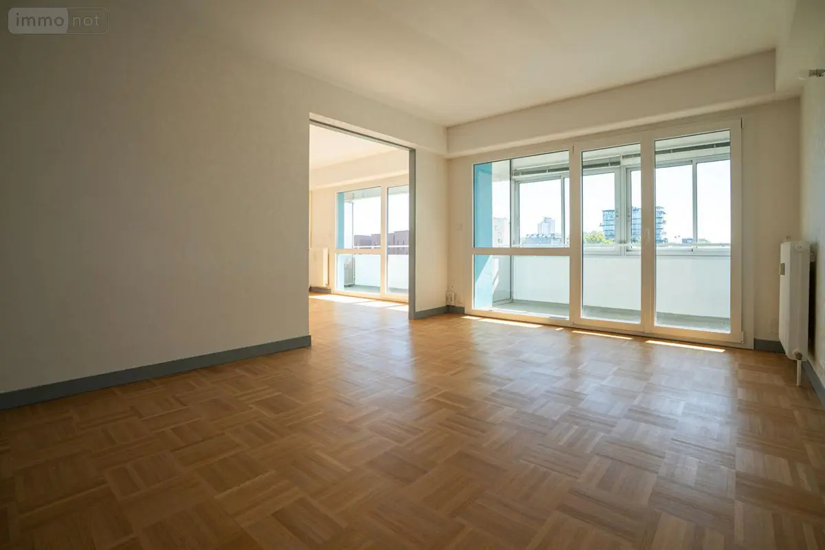 Appartement a vendre Rennes 35000 Ille-et-Vilaine 35 87 m2 4 pièces 355300 euros 2180 001