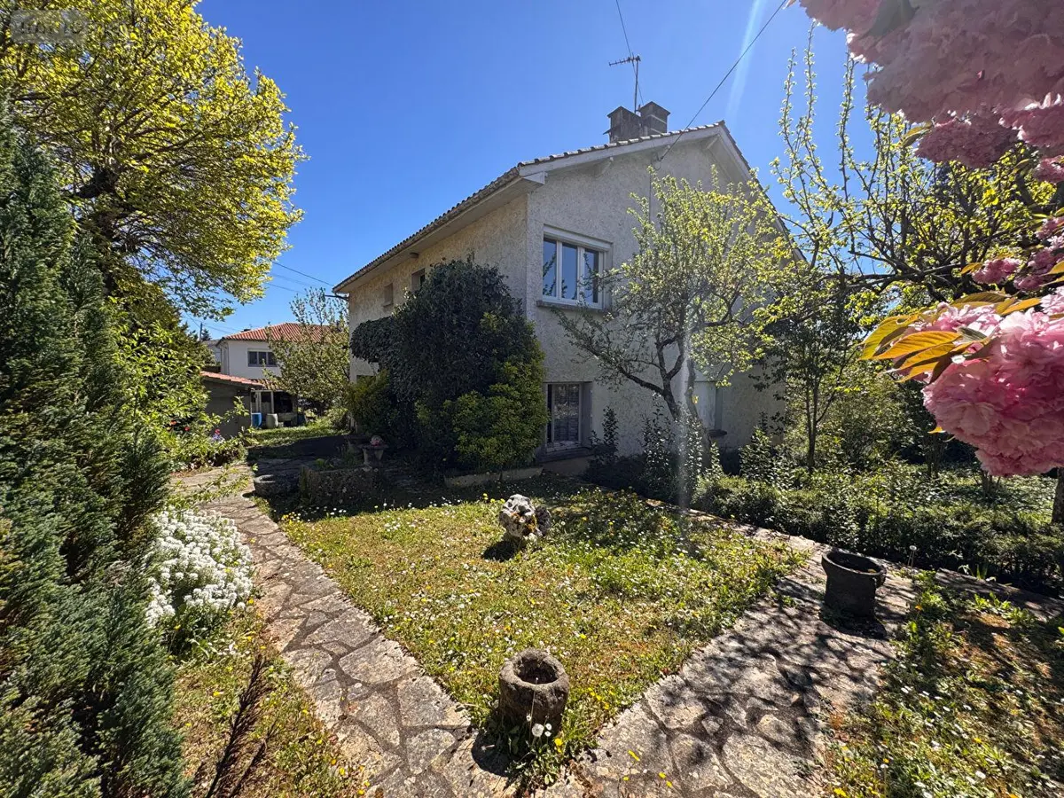 Maison a vendre Figeac 46100 Lot 46 173 m2 8 pièces 210000 euros 233 001