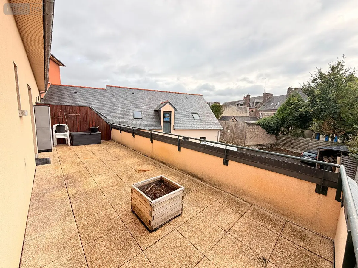 Appartement a vendre Montfort-sur-Meu 35160 Ille-et-Vilaine 35 62 m2 3 pièces 204360 euros 048-V1385M 001