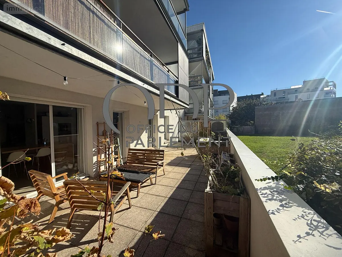 Appartement a vendre Rennes 35000 Ille-et-Vilaine 35 62 m2 3 pièces 287250 euros LAT 001