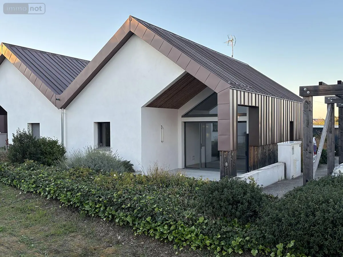 Location maison Doué-en-Anjou 49700 Maine-et-Loire 49 59 m2 2 pièces 548 euros 670 001