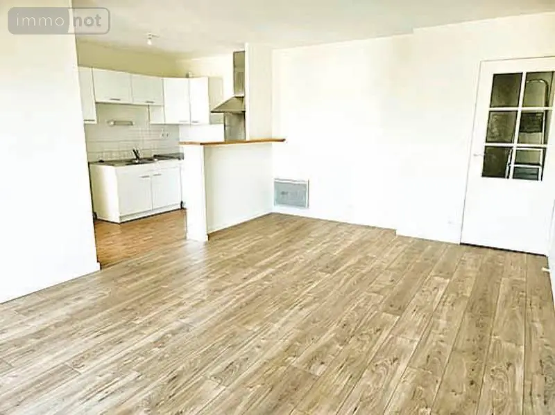 Appartement a vendre Noyal-Châtillon-sur-Seiche 35230 Ille-et-Vilaine 35 63 m2 3 pièces 202000 euros 5077 001