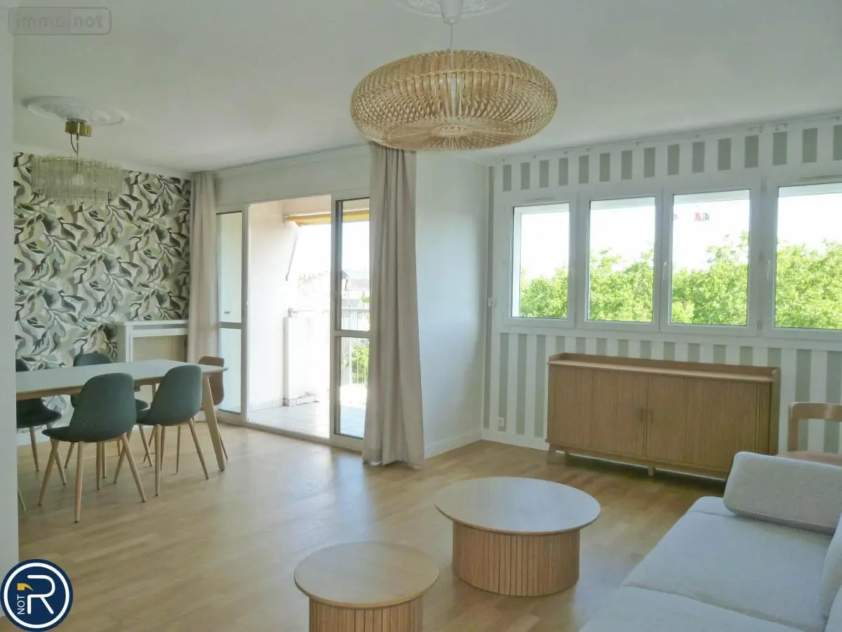 Location appartement Laval 53000 Mayenne 53 97 m2 5 pièces 1095 euros 53004-L456 001