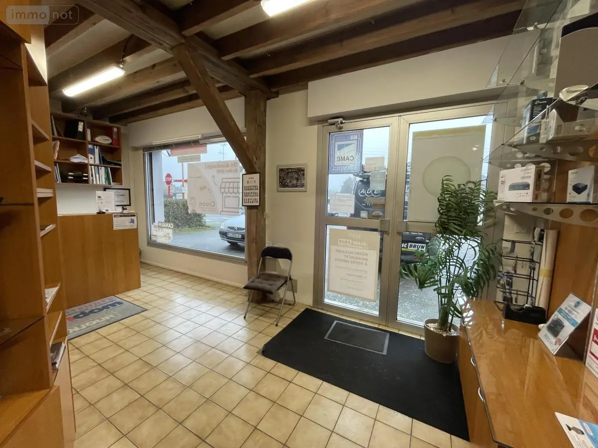 Location fonds et murs commerciaux Cossé-le-Vivien 53230 Mayenne 53 85 m2 550 euros 53032-L285 001
